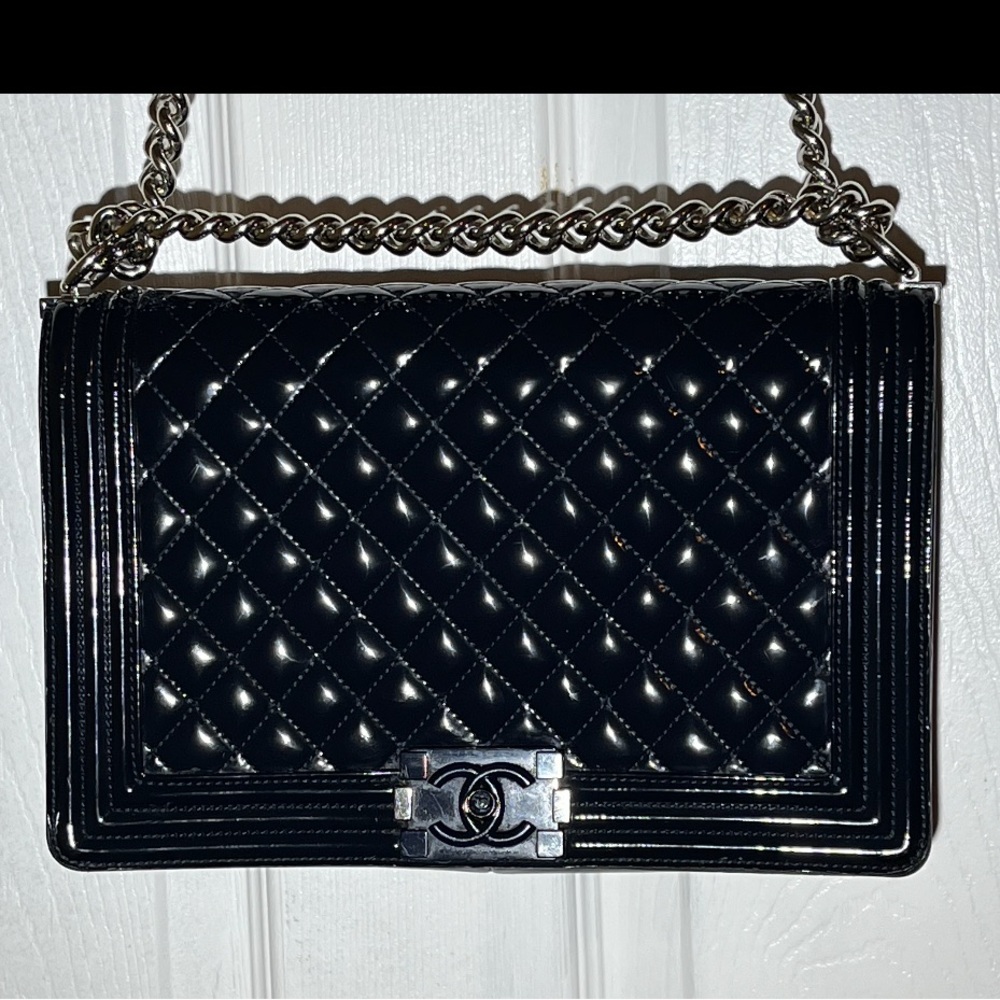 Chanel Patent Calfskin New Medium Boy Flap - Picture 3 of 7